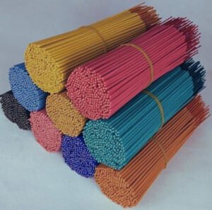 RAJTILAK मिक्स फ्लेवर अगरबत्ती – 1 किलोग्राम (1000 स्टिक्स, 10 पैक सेट) गुलाब, मोगरा, चंदन, सुखद सुगंध और पंचरत्न खुशबू में उपलब्ध |